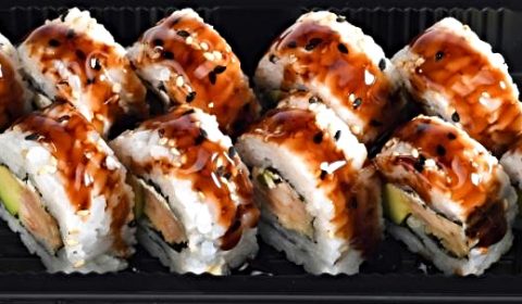 Els supermercats Llobet ofereixen sushi fresc i de gran qualitat