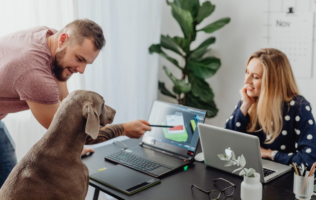 Teletreball: 5 tips per fer-ho més saludable